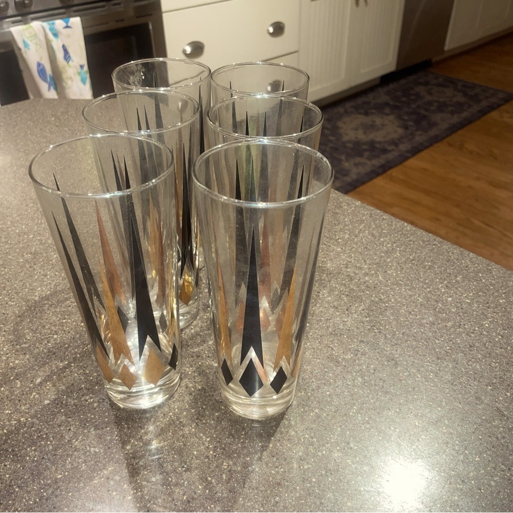 Mcm Diamond Gold and Black 6 Tall Glass Set